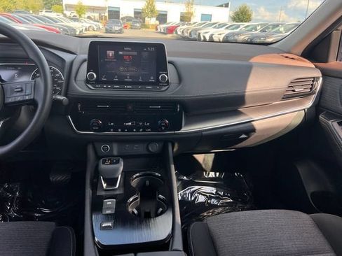 Used 2021 Nissan Rogue SV FWD image 15