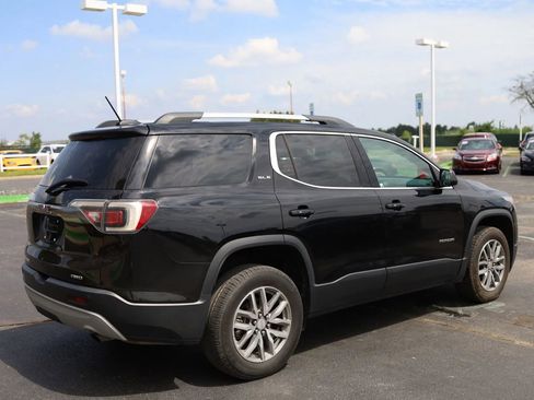 Used 2018 GMC Acadia SLE w/ LPO, Black Accent Package image 5