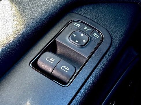 Used 2025 Mercedes-Benz Sprinter 2500 image 22