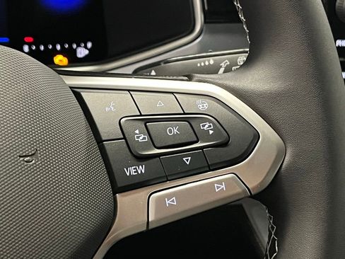 New 2025 Volkswagen Taos SE image 26