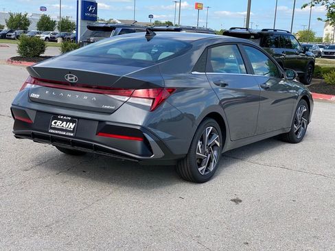 New 2026 Hyundai Elantra Limited FWD image 7