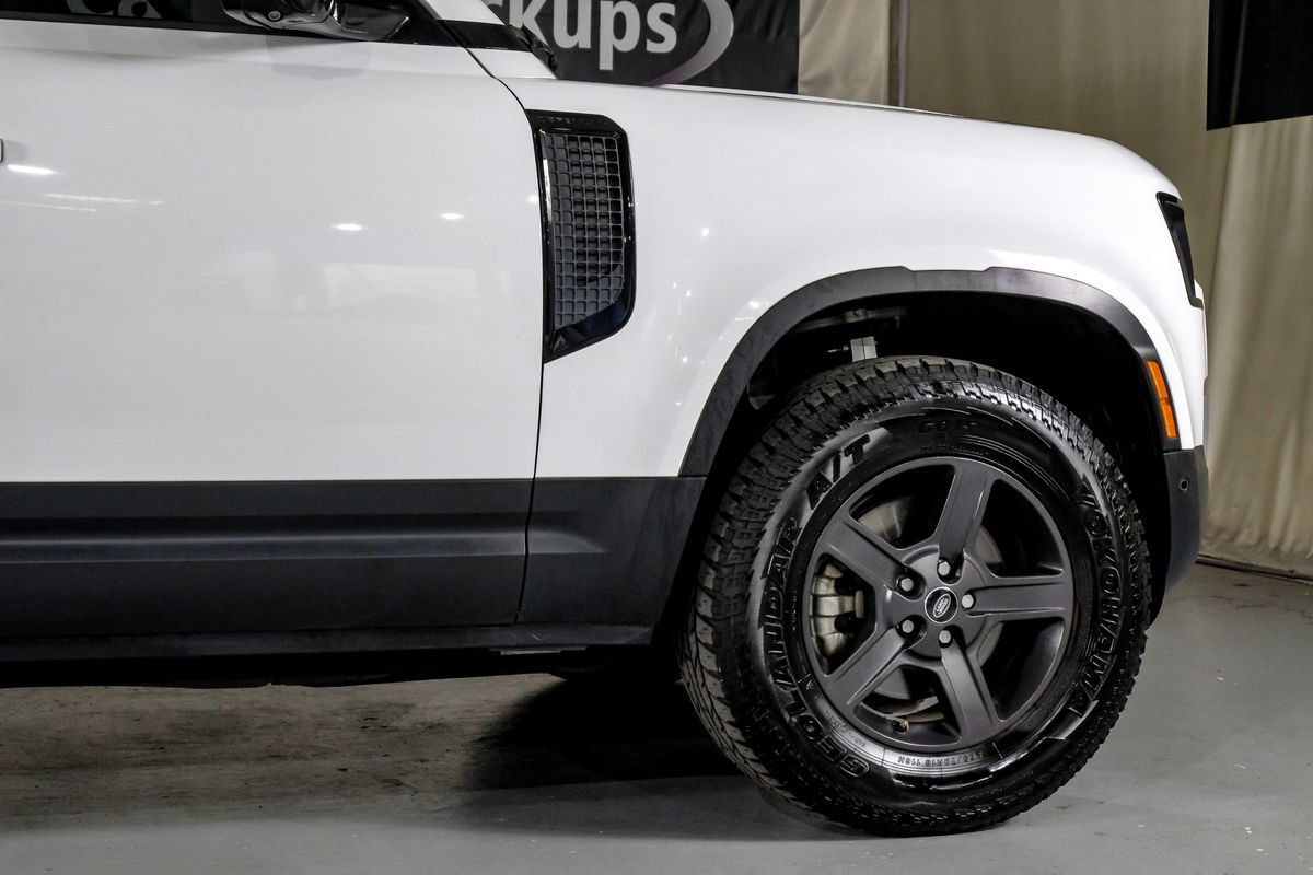 Used 2024 Land Rover Defender 110 S AWD/4WD image 7