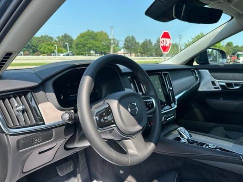 Used 2023 Volvo S90 B6 Ultimate w/ Lounge Package AWD/4WD image 15