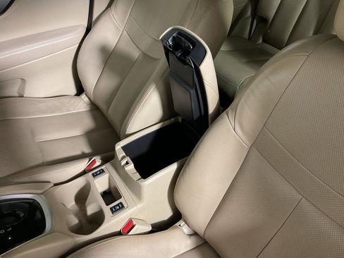 Used 2015 Nissan Rogue SL w/ SL Premium Package image 27