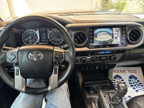 Used 2021 Toyota Tacoma Limited w/ Nightshade Package AWD/4WD image 36