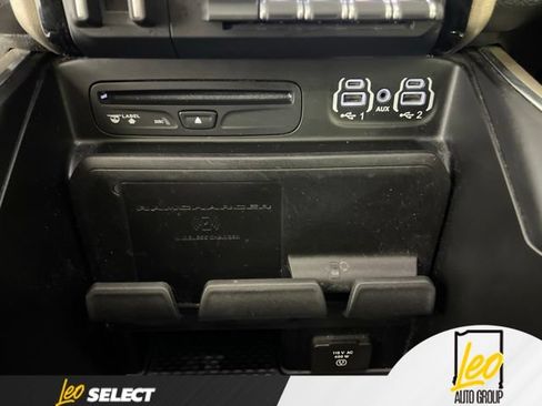 Used 2019 RAM 1500 Laramie AWD/4WD image 27