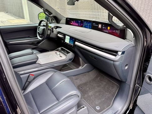 Used 2025 Lincoln Navigator Reserve w/ Jet Appearance Package AWD/4WD image 24