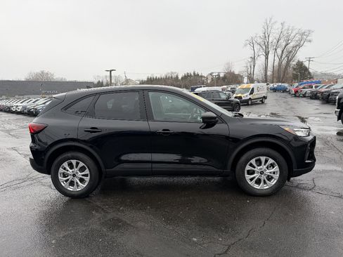 Used 2025 Ford Escape Active w/ Cold Weather Package AWD/4WD image 7