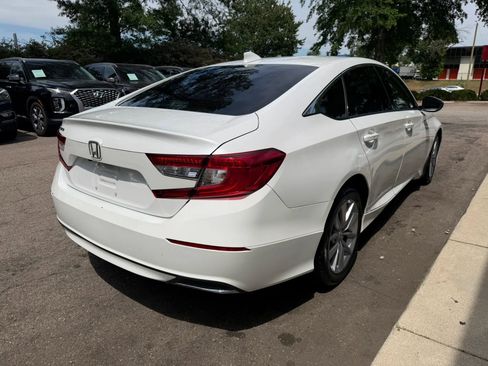 Used 2021 Honda Accord LX image 5
