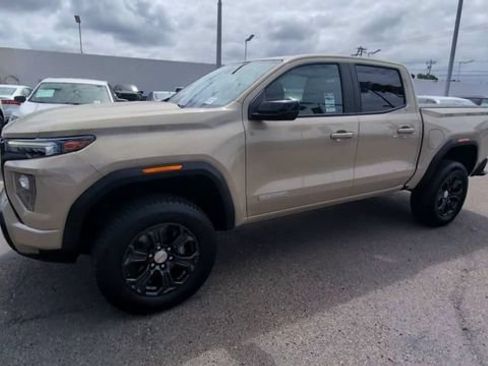 Certified 2023 GMC Canyon Elevation w/ Trailering Package RWD image 4