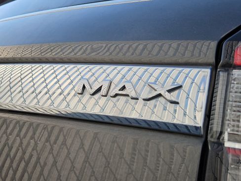 Used 2021 Ford Expedition Max Limited AWD/4WD image 3