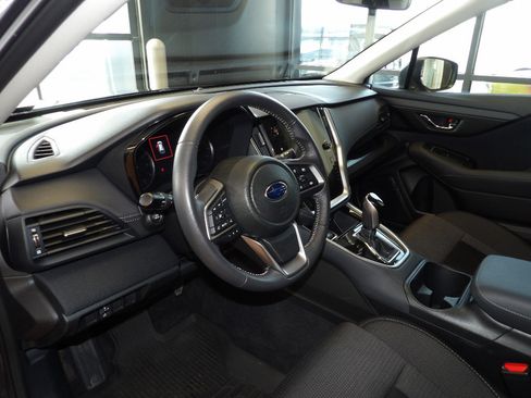 Used 2025 Subaru Outback Premium image 24