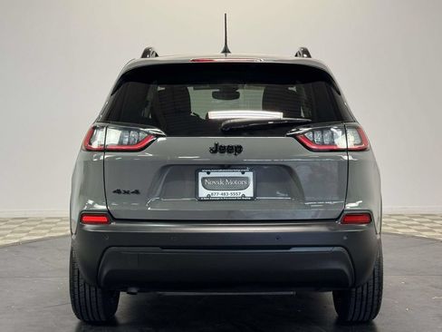 Used 2023 Jeep Cherokee Altitude Lux AWD/4WD image 7