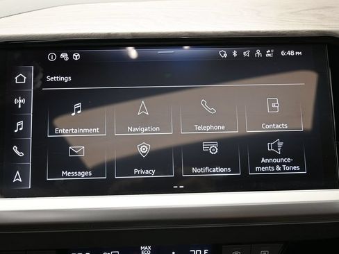 Used 2023 Audi Q4 e-tron Prestige AWD/4WD image 25
