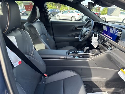 New 2025 Toyota Crown image 31