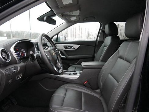Used 2023 Chevrolet Blazer LT image 8
