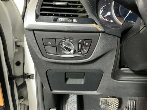 Used 2019 BMW X3 sDrive30i w/ Convenience Package RWD image 17