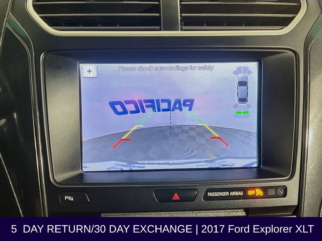 Used 2017 Ford Explorer XLT w/ Equipment Group 202A AWD/4WD image 19
