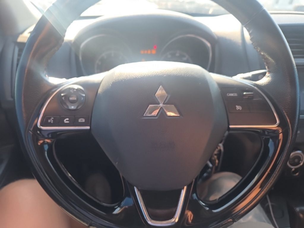 Used 2019 Mitsubishi Outlander Sport LE FWD image 7