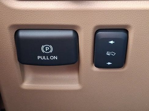 Used 2023 Ford F150 Lariat w/ Equipment Group 502A High AWD/4WD image 24