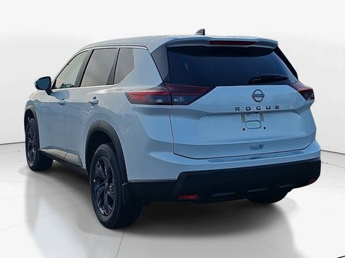 New 2026 Nissan Rogue SV FWD image 8