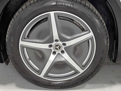 Certified 2023 Mercedes-Benz EQS 580 4MATIC SUV image 3