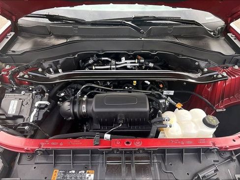 Used 2023 Ford Explorer ST-Line w/ Class IV Trailer Tow Package image 12