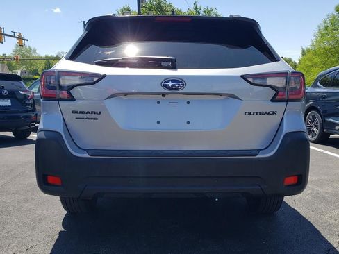 Used 2024 Subaru Outback Onyx Edition AWD/4WD image 8