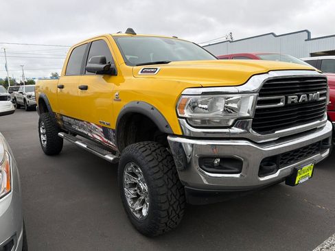 Used 2019 RAM 2500 Big Horn AWD/4WD image 2