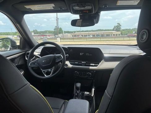 New 2026 Chevrolet TrailBlazer ACTIV w/ Convenience Package FWD image 13