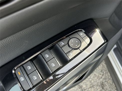 Certified 2022 Nissan Pathfinder SL image 16