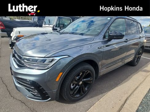 Used 2024 Volkswagen Tiguan SE R-Line w/ MDO Package, Two-Row AWD/4WD image 1