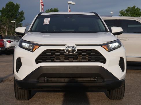 Used 2019 Toyota RAV4 LE w/ All Weather Liner Package AWD/4WD image 5