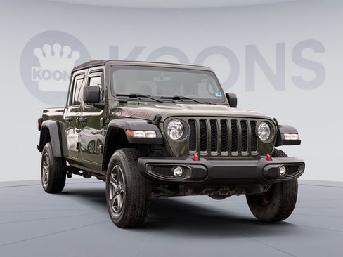 Used 2023 Jeep Gladiator Rubicon w/ Cold Weather Group image 10