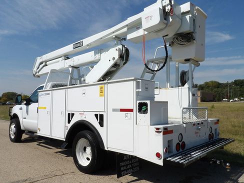 Used 2007 Ford F550 2WD Regular Cab Super Duty image 12