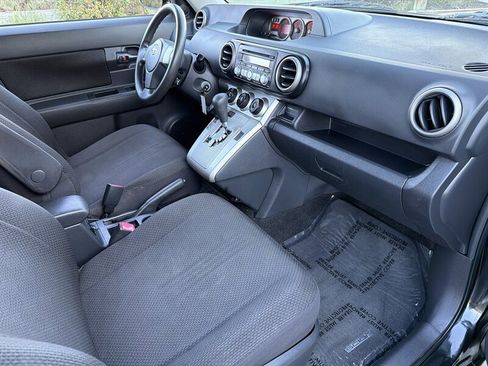 Used 2008 Scion xB image 12