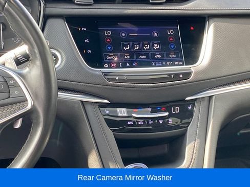 Used 2023 Cadillac XT5 Sportv w/ Technology Package AWD/4WD image 10