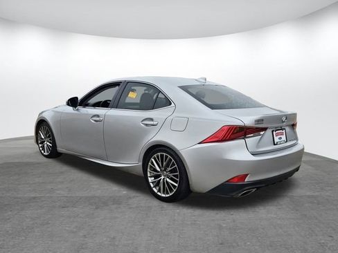 Used 2017 Lexus IS 200t image 6
