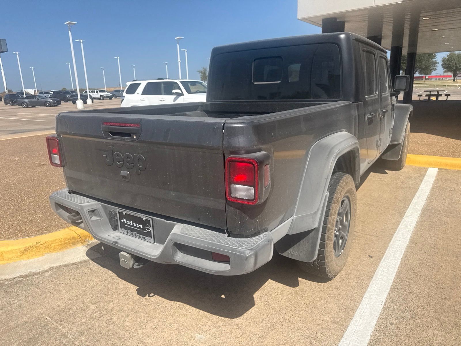 Used 2026 Jeep Gladiator Sport AWD/4WD image 7