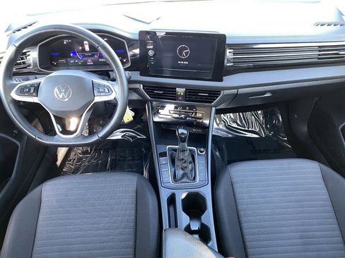 Used 2025 Volkswagen Jetta S FWD image 17