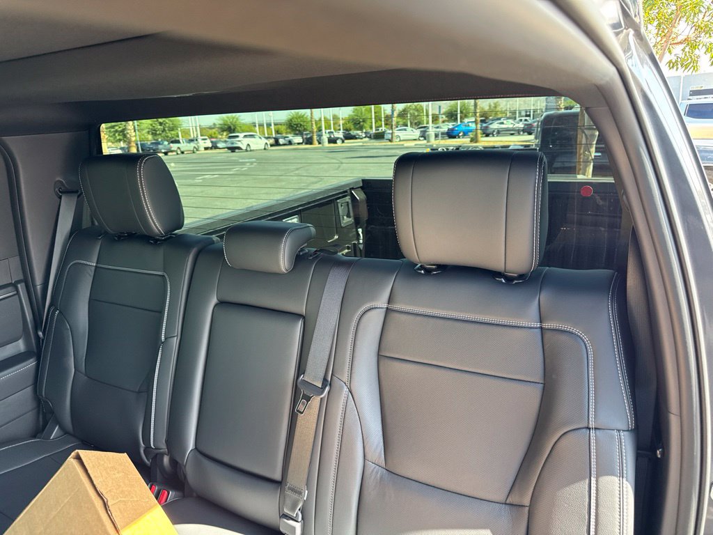 New 2026 Toyota Tundra Limited AWD/4WD image 10