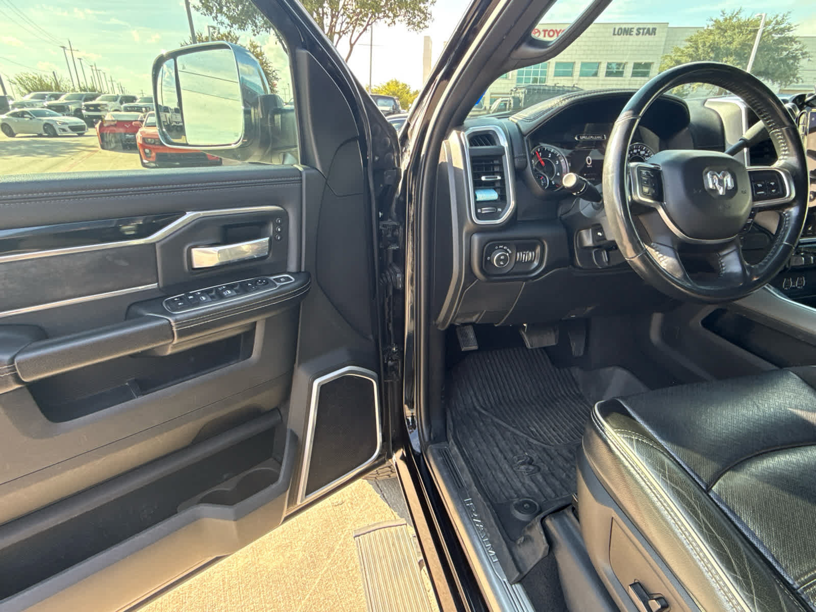 Used 2020 RAM 2500 Laramie AWD/4WD image 5