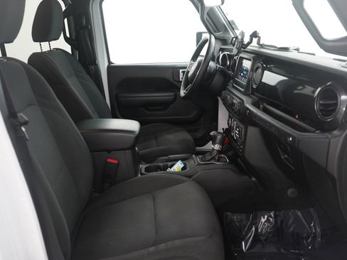 Used 2023 Jeep Wrangler Unlimited Sport AWD/4WD image 13