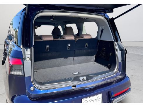 Used 2025 INFINITI QX80 Sensory AWD/4WD image 35