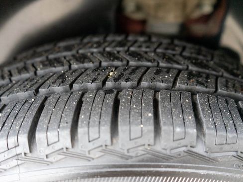 Used 2023 Kia Telluride EX w/ EX Captain's Chair Package image 33