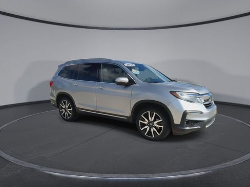 Used 2022 Honda Pilot Touring image 2