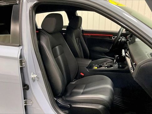 Used 2023 Honda Civic Sport image 7