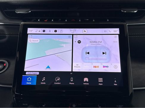New 2025 Jeep Grand Cherokee L Limited w/ Black Appearance Package AWD/4WD image 17