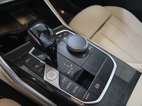 Used 2020 BMW 330i Sedan w/ Convenience Package image 26