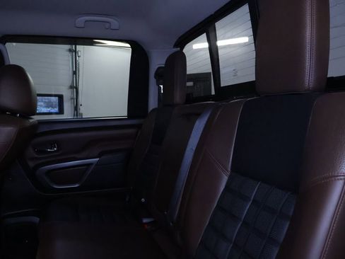 Used 2018 Nissan Titan Platinum Reserve image 15